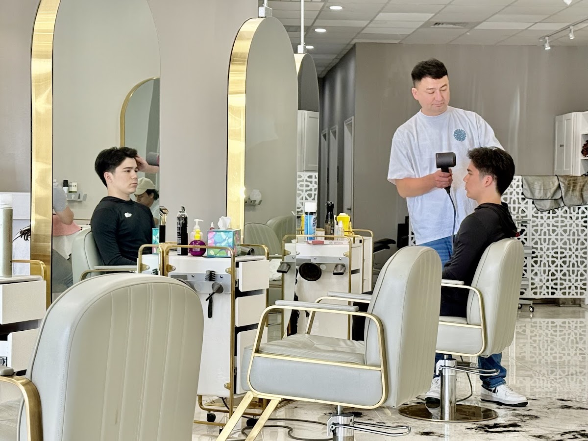 7 Qi Ao Salon — Beauty