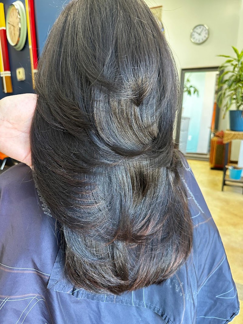 Marbella Salon