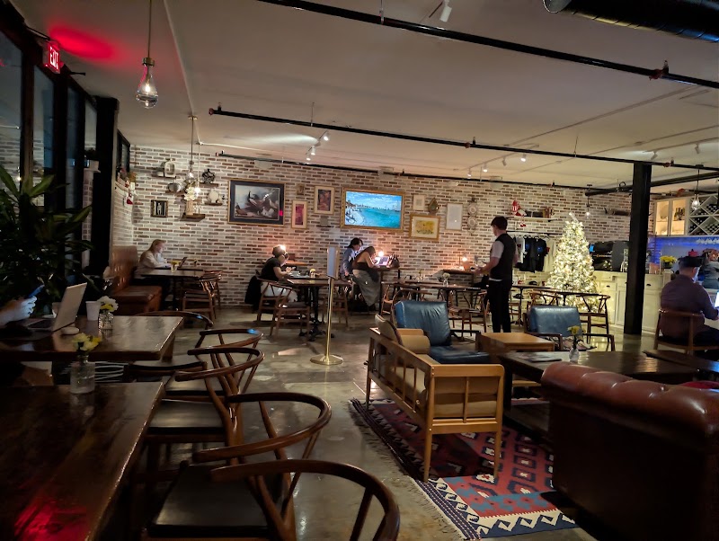 Pavon Coffee Den