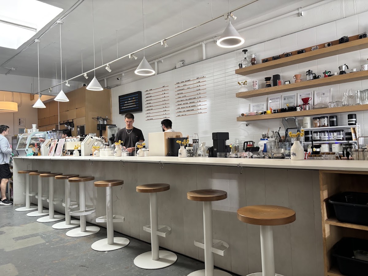 Un Caffe — Cafe